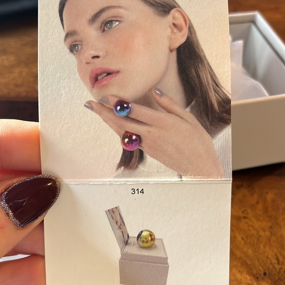 Brand new never worn fits size 5.5 to 6.5 finger / very dope piece!!!! - Picture 9 of 11